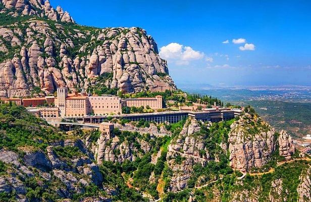 Day Trip to Montserrat from Barcelona with Cogwheel Train + Ebook