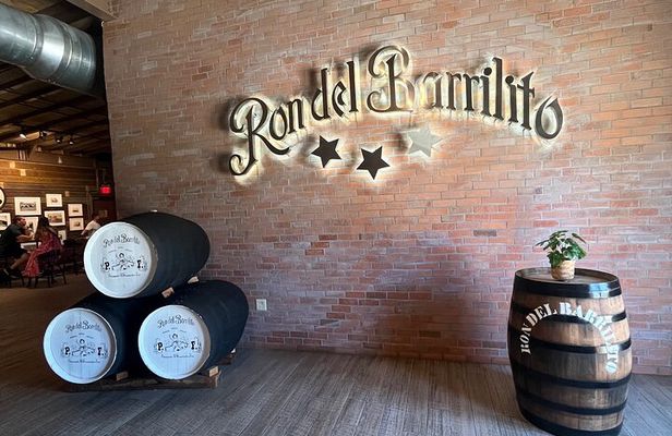Old San Juan Private Tour with Barrilito Rum Experience