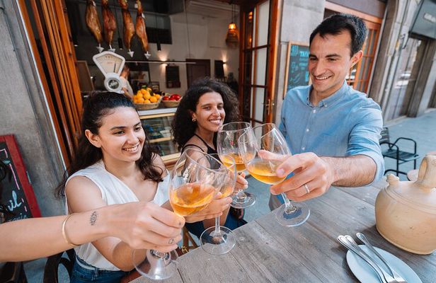 Valencia Tapas Crawl by Food Lover Tour