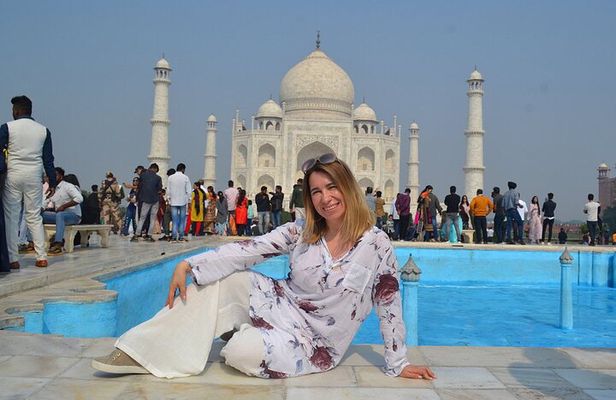From Delhi : Taj Mahal Tour with Elephant Conservation Centre