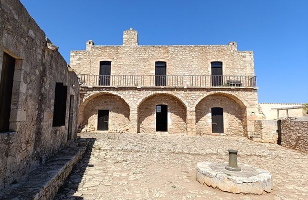 Chania Villages and Aptera Site Private Guided Tour