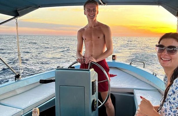 Cinque Terre Sunset Group Boat Tour