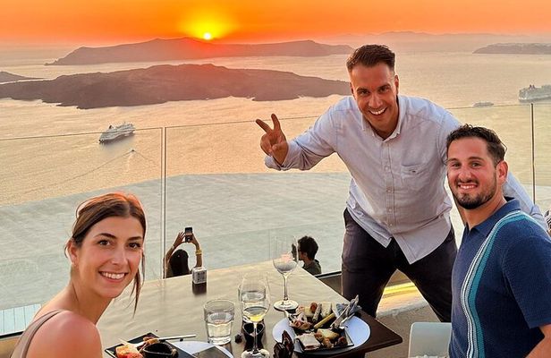 Santorini Sunset Wine Abundance: 4 Wineries & Local Meze