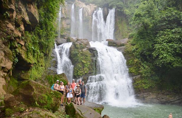 Nauyaca Waterfall / All Inclusive Full Day Excursion