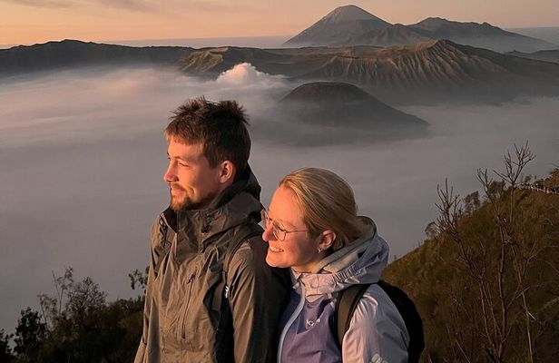 3-Day: Mt Bromo & Tumpak Sewu Waterfall from Surabaya or Malang