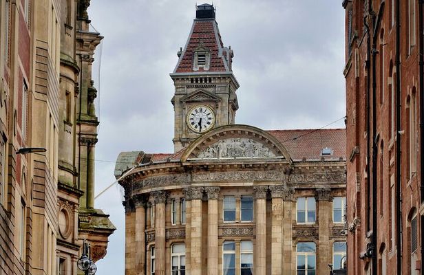 2 Hour Private Walking Tour of Birmingham