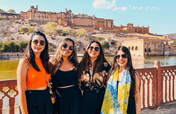 Luxury 10 Days Rajasthan & Golden Triangle with Tiger Safari Tour