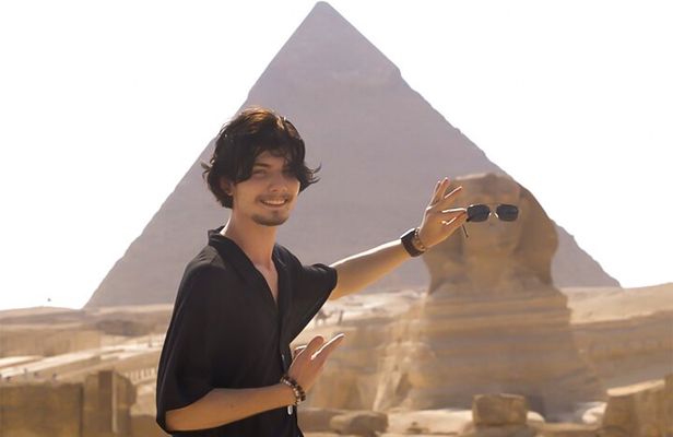 VIP Pyramids tour, Camel Ride, Museum, and Khan +local meal