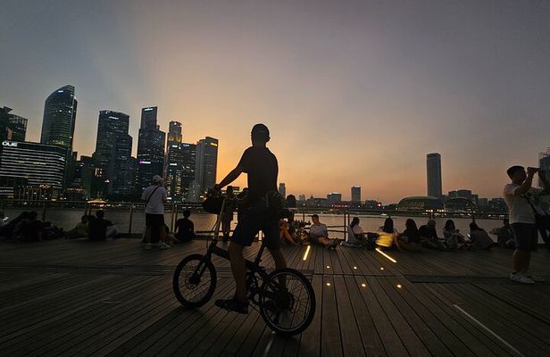 Singapore Light to Night Bike Tour