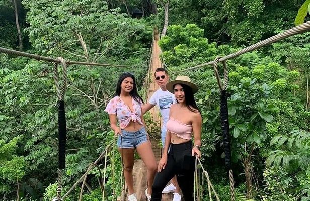 Half-Day Zip Line Combo: Beaches and Wildlife Encounter in roatan