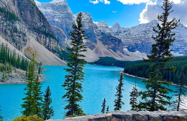 Shuttle Bus 2way BANFF to Lake louise & Moraine lake(1 hour each)