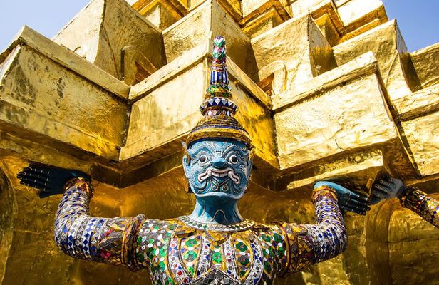 Private Tour : Must See Sites by Public Transportation