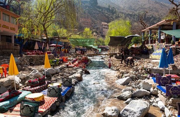 Marrakech: The Atlas, the valley DE the Ourika waterfalls