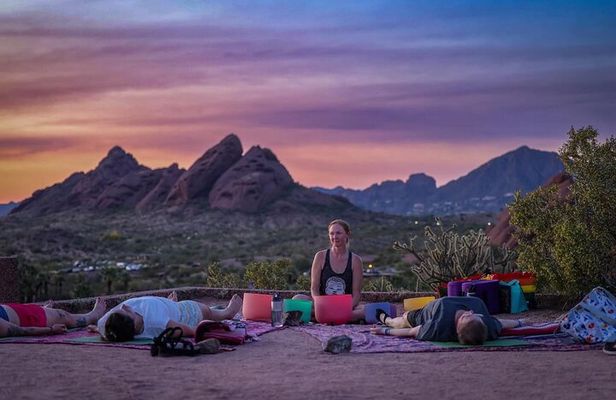 Sound Meditation Under The Desert Stars