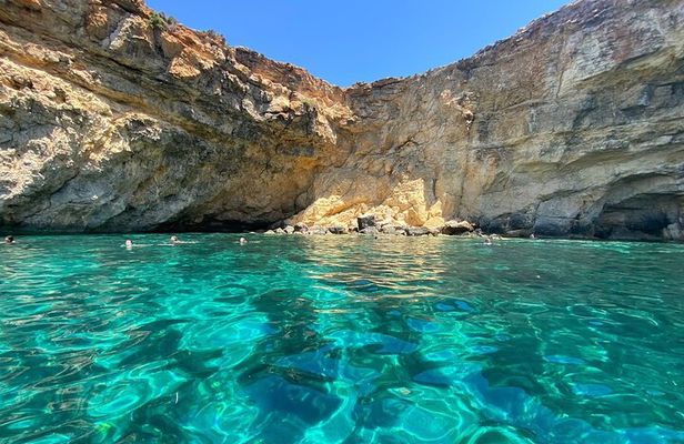 Private boat trip Comino, Crystal/Blue lagoon,Cave tour Malta