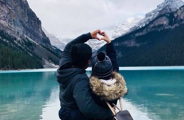 Shared Tour in Lake Louise Emerald lake & Johnston Canyon & More!