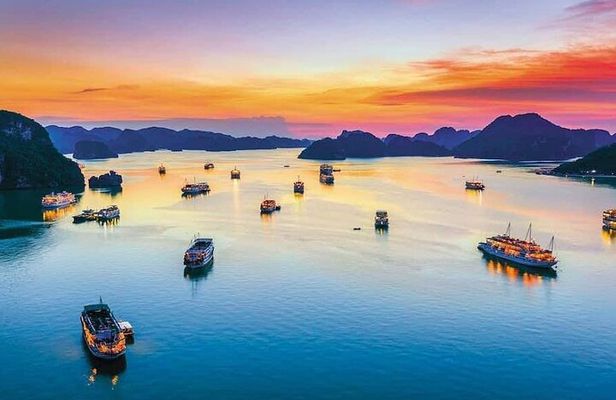 BEST SELLER - 2 Day 1 Night HALONG bay cruise with All-Inclusive