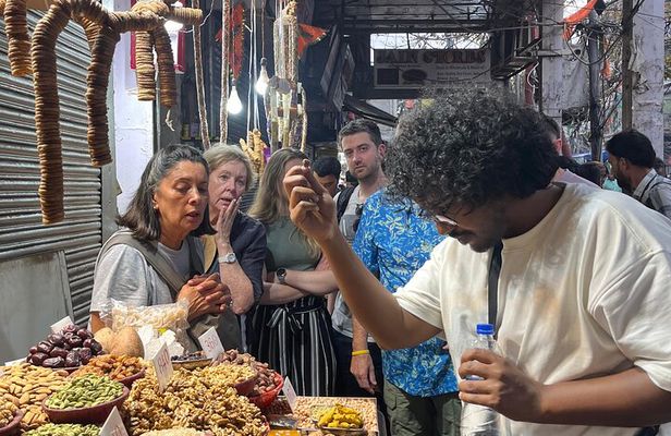 Temples and Bazars of Old Delhi (Heritage Walk)