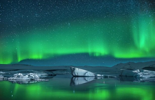 2-Day South Coast, Blue Ice Cave, Glacier Lagoon Tour