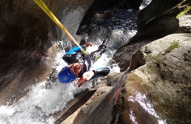 Discovery canyoning in Grenoble - Vercors Massif