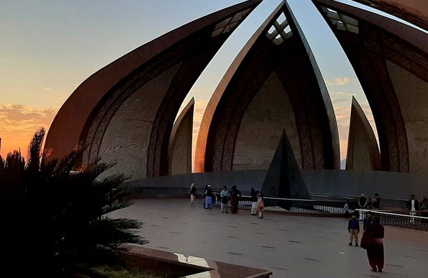 Islamabad and Rawalpindi Sightseeing Tour