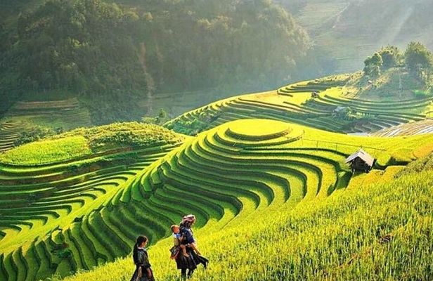 2-day Sapa Trekking from Hanoi and Return