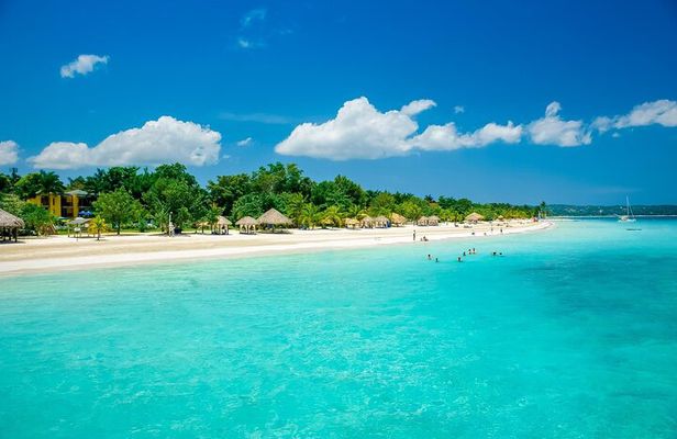 Negril Tour with stops at Seven Mile Beach and Ricks Cafe