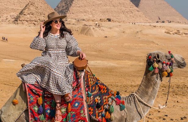 Comfort experience To Saladin castle, bazaar, old Cairo & museum