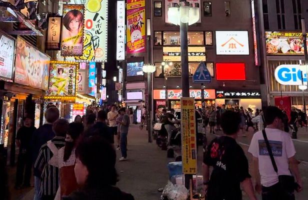 Shinjuku Explore Tokyo with Japanese Food and Izakaya