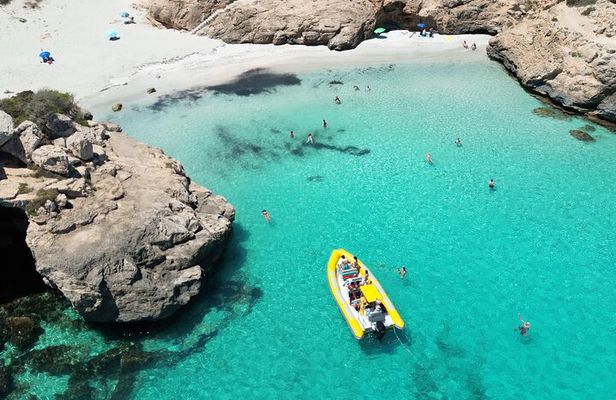 Boat tour Cala Figuera, Es Pontas, Caló de Moro, Cala Marmols