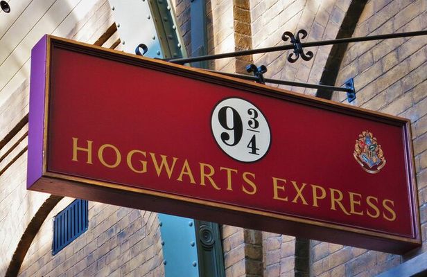 Harry Potter's most comprehensive and exclusive tour in London 