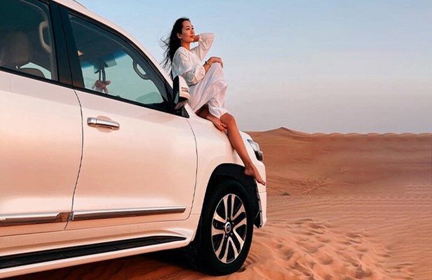 Morning Desert Safari with Sand Boarding and Dune bashing