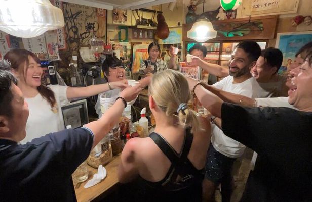 2 Hours of Bar Hopping in Osaka Style