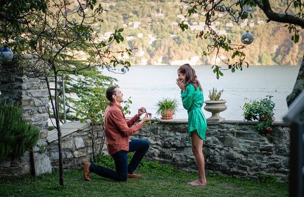 Private Photoshoot Tour with a Local Lake Como Photographer
