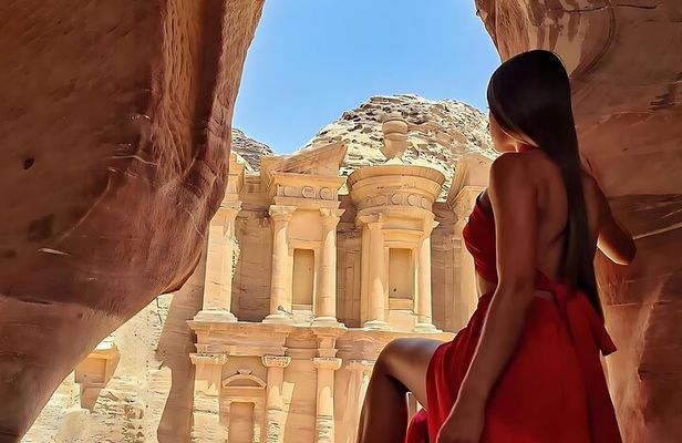 9-Day Exclusive Private Tour in Jordan with VIP Services