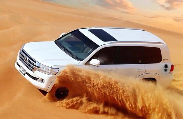 Doha: Half Day Desert Safari with Dune Bashing and Camel Ride