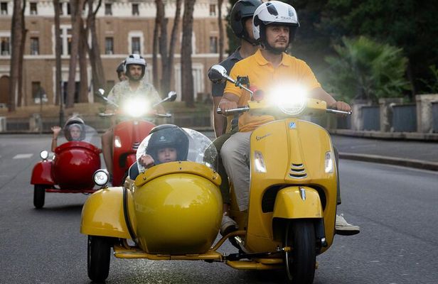 Vespa Sidecar Tour In Rome with Pickup, Drop-off, Gelato included