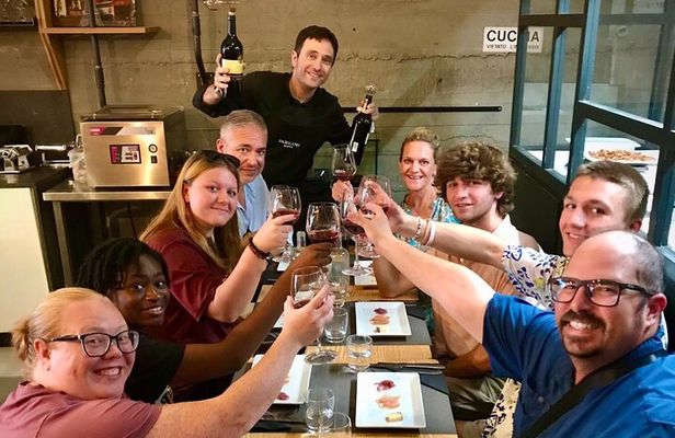 Trastevere Food tour with Free-Flowing Fine Wine, Rome