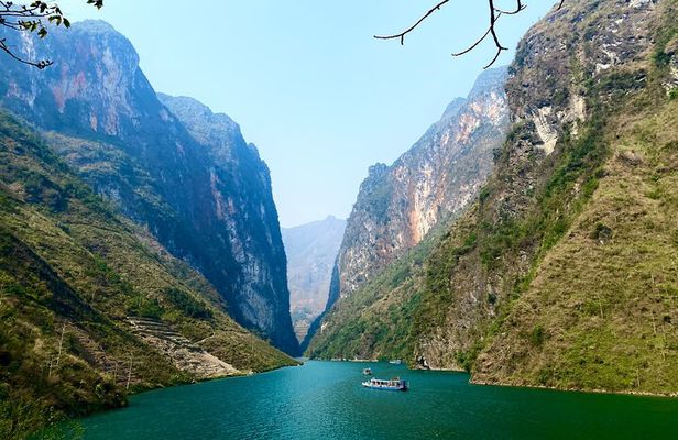 3 Days All Inclusive Strawberry Ha Giang Small Group Tour