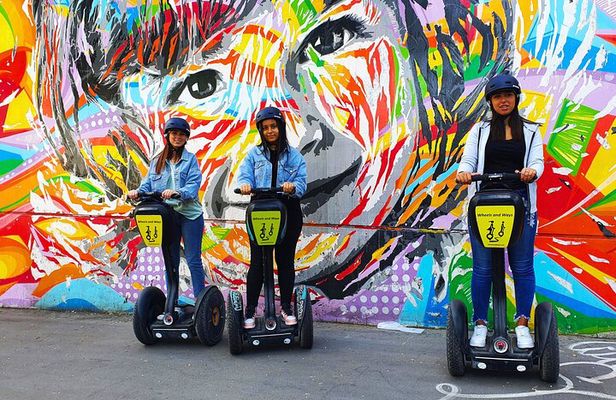 Street Art tour in Paris - Discover Paris murals !
