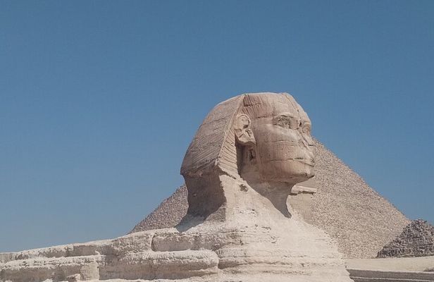 Private Giza Pyramids Tour with Expert Guide