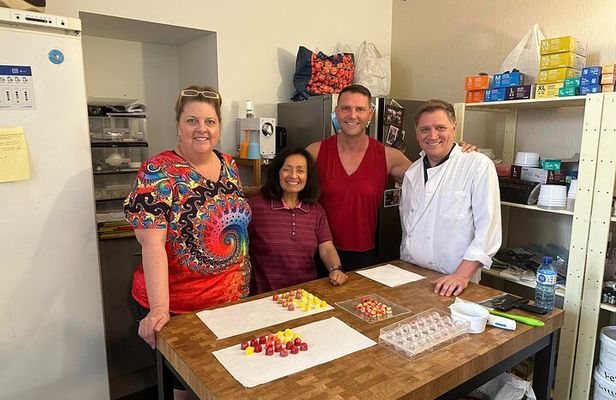 Chocolate Bonbon Making Class in Sitges