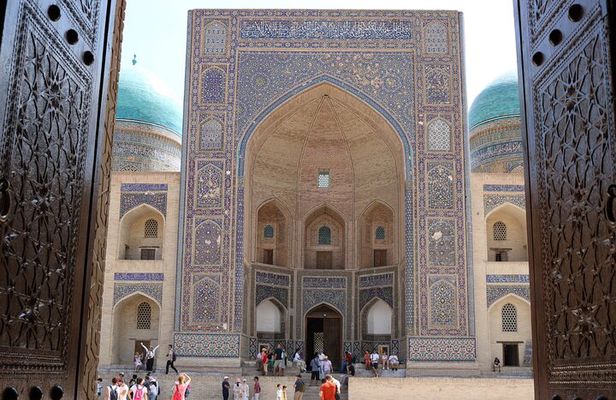 Private Walking Tour in Historical Bukhara