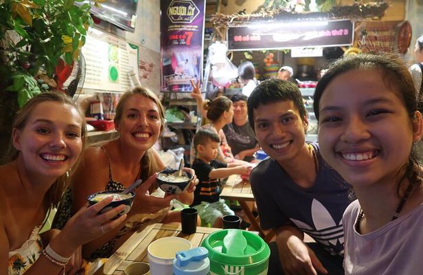 Spring Private Saigon Tour: Highlights & Hidden Gems, and More!