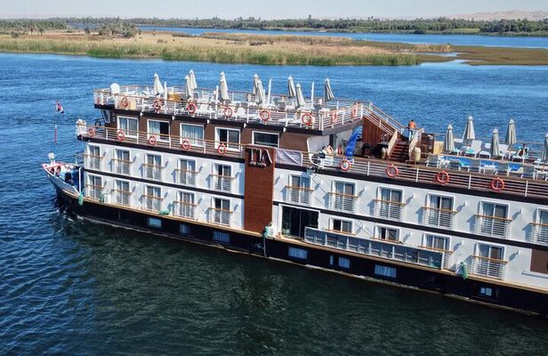 4 Nights Luxury Nile Cruise Sights Tour from Luxor to Aswan