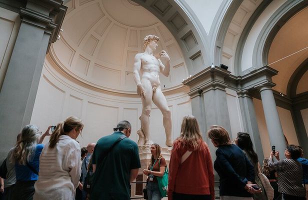 David & Duomo: Accademia & Skip the Line Exclusive Dome Access
