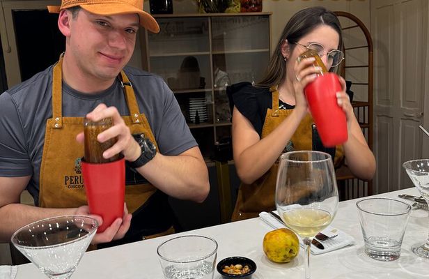 Peruvian Cocktails in Cusco and Market Tour