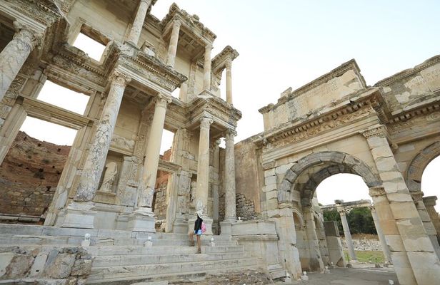 Istanbul & Cappadocia Travel Including ATV Ride & Balloon Tour