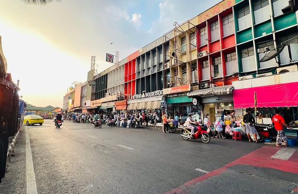 Culinary adventure in Mueang Non with Small group