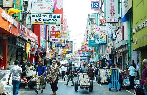 Colombo Sightseeing Private Tour by Tuk Tuk Morning OR Evening